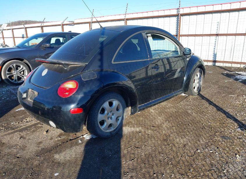 Photo 4 of 2003 Volkswagen New BEETLE GLS 2.0L (VIN 3VWCK21C43M409743)