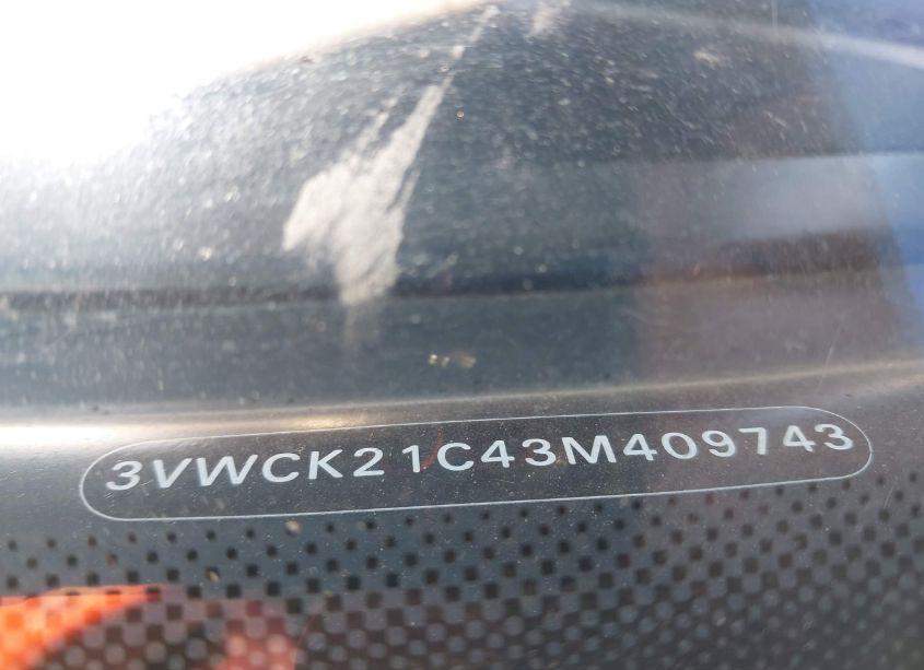 Photo 9 of 2003 Volkswagen New BEETLE GLS 2.0L (VIN 3VWCK21C43M409743)