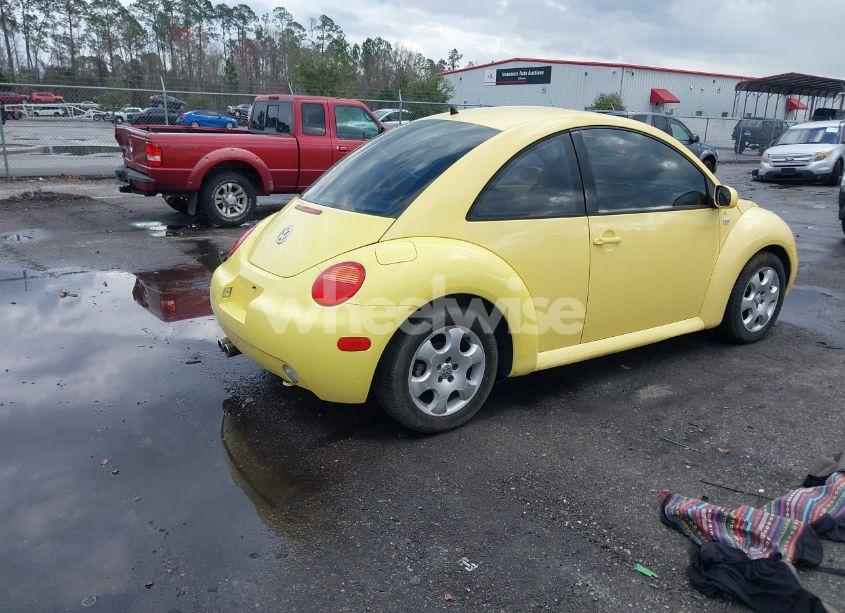 Photo 4 of 2003 Volkswagen New BEETLE GLS 2.0L (VIN 3VWCK21C43M427272)