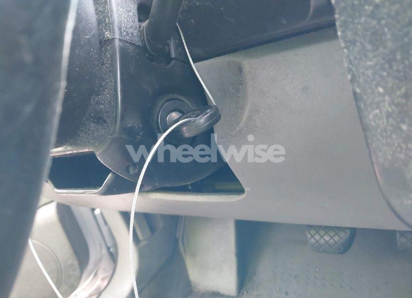 Photo 11 of 2001 Volkswagen New BEETLE GLS (VIN 3VWCK21C51M434891)