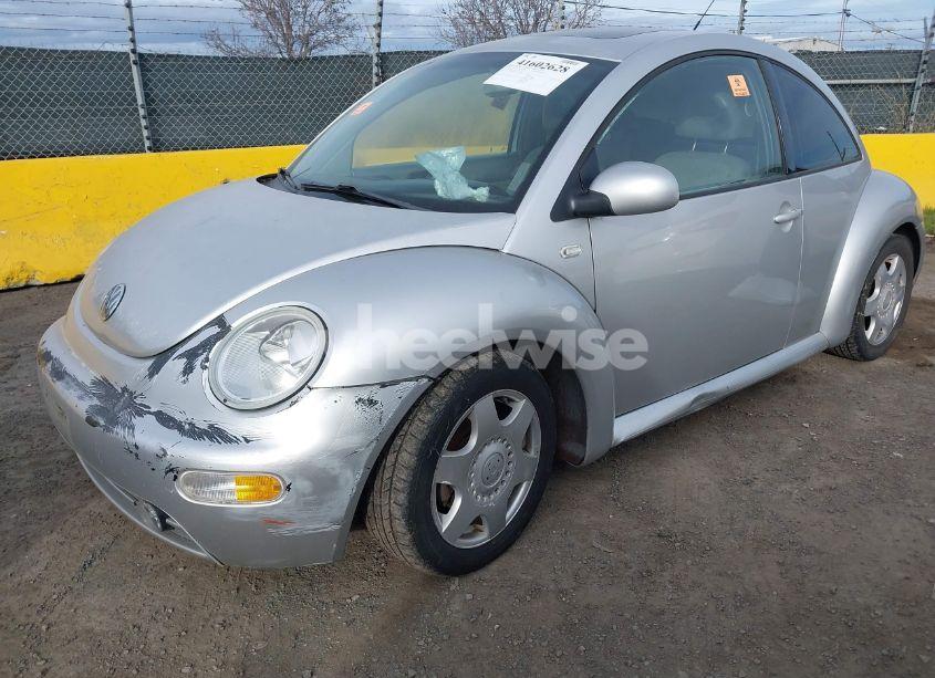 Photo 2 of 2001 Volkswagen New BEETLE GLS (VIN 3VWCK21C51M434891)