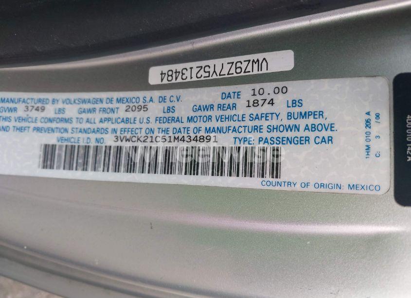 Photo 9 of 2001 Volkswagen New BEETLE GLS (VIN 3VWCK21C51M434891)