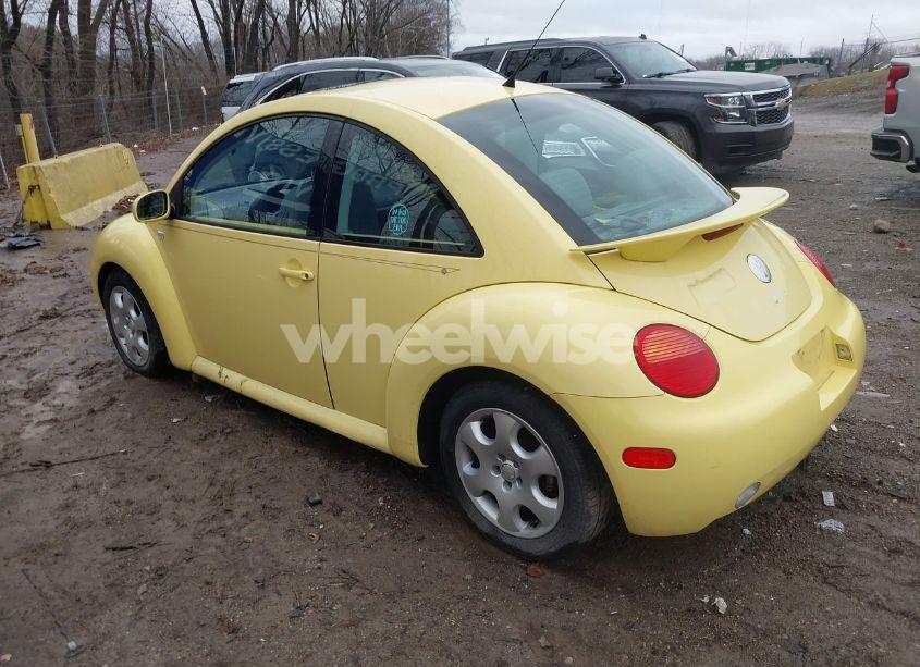 Photo 3 of 2003 Volkswagen New BEETLE GLS 2.0L (VIN 3VWCK21C53M408360)