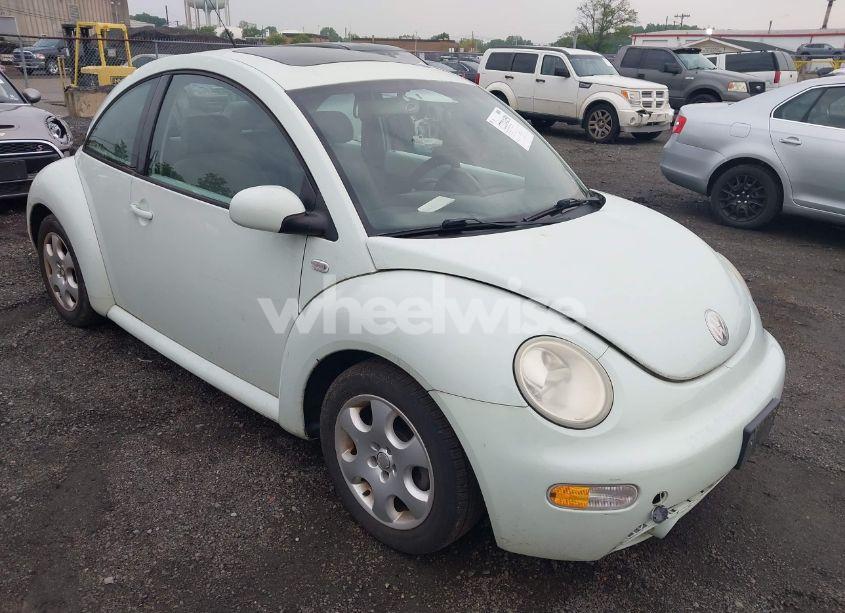 2002 Volkswagen New BEETLE GLS (VIN 3VWCK21C62M457825) main photo