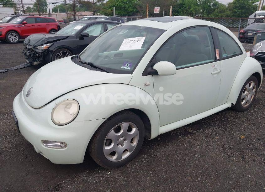 Photo 2 of 2002 Volkswagen New BEETLE GLS (VIN 3VWCK21C62M457825)
