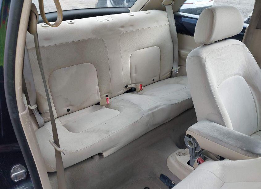 Photo 8 of 2002 Volkswagen New BEETLE GLS (VIN 3VWCK21C72M449734)