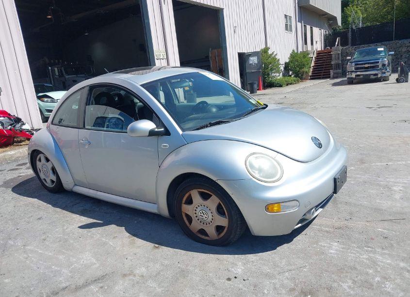 2001 Volkswagen New BEETLE GLS (VIN 3VWCK21C81M436828) main photo