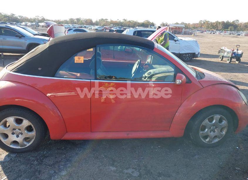 Photo 14 of 2003 Volkswagen New BEETLE (VIN 3VWCK21Y13M312138)