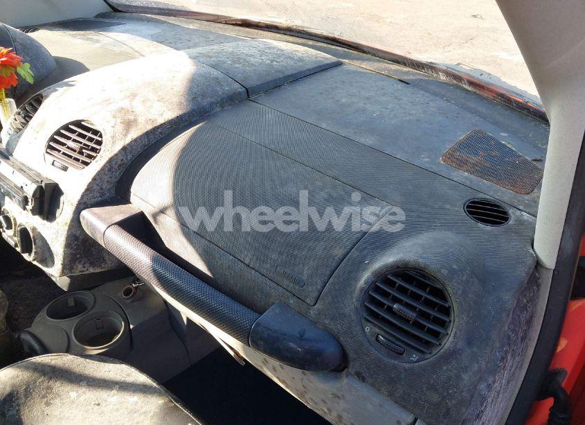 Photo 6 of 2003 Volkswagen New BEETLE (VIN 3VWCK21Y13M312138)