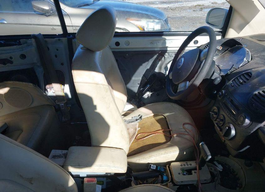 Photo 5 of 2003 Volkswagen New BEETLE GLS (VIN 3VWCK21Y23M302749)