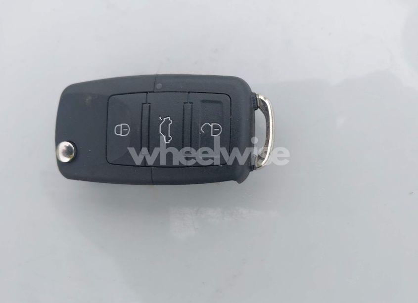 Photo 11 of 2003 Volkswagen New BEETLE GLS (VIN 3VWCK21Y73M320888)