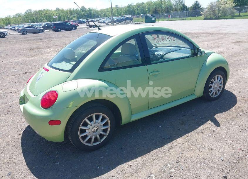 Photo 4 of 2004 Volkswagen New BEETLE GLS 2.0L (VIN 3VWCK31C34M415802)