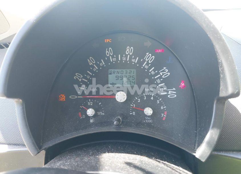 Photo 7 of 2004 Volkswagen New BEETLE GLS 2.0L (VIN 3VWCK31C34M415802)