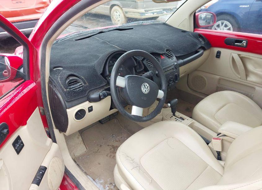 Photo 5 of 2005 Volkswagen New BEETLE GLS (VIN 3VWCK31C65M403547)