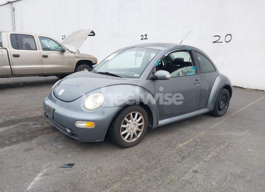 Photo 2 of 2004 Volkswagen New BEETLE GLS 2.0L (VIN 3VWCK31CX4M420124)