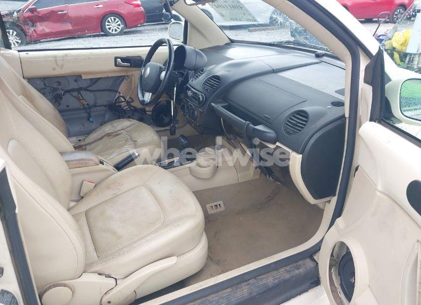 Photo 5 of 2004 Volkswagen New BEETLE GLS (VIN 3VWCM21Y64M306721)