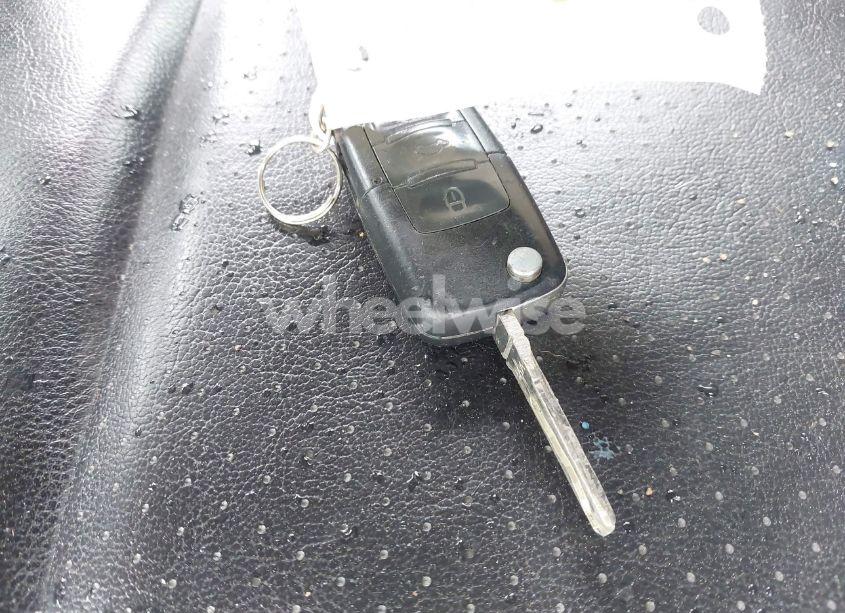 Photo 11 of 2004 Volkswagen New BEETLE GLS (VIN 3VWCM21Y74M303648)