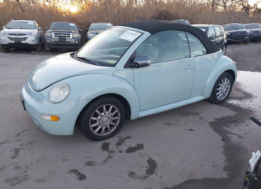 Photo 2 of 2005 Volkswagen New BEETLE GLS (VIN 3VWCM31Y05M361818)