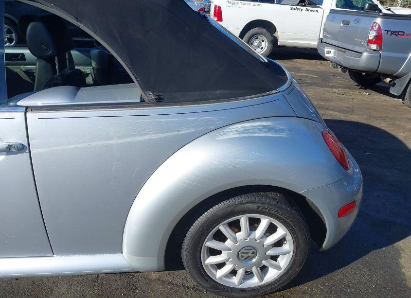 Photo 18 of 2004 Volkswagen New BEETLE GLS (VIN 3VWCM31Y34M346230)