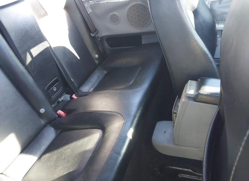 Photo 8 of 2004 Volkswagen New BEETLE GLS (VIN 3VWCM31Y34M346230)