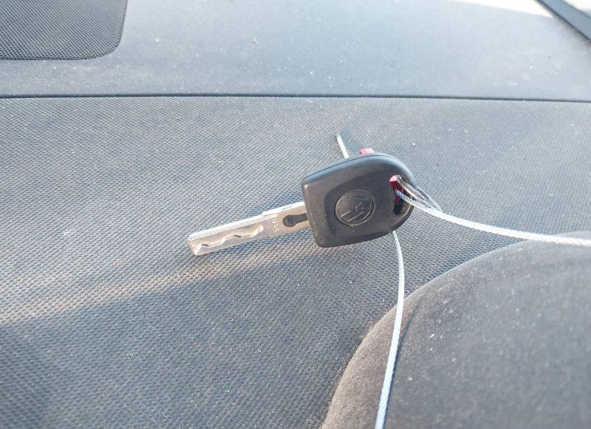 Photo 11 of 2005 Volkswagen New BEETLE GLS (VIN 3VWCM31Y35M300429)