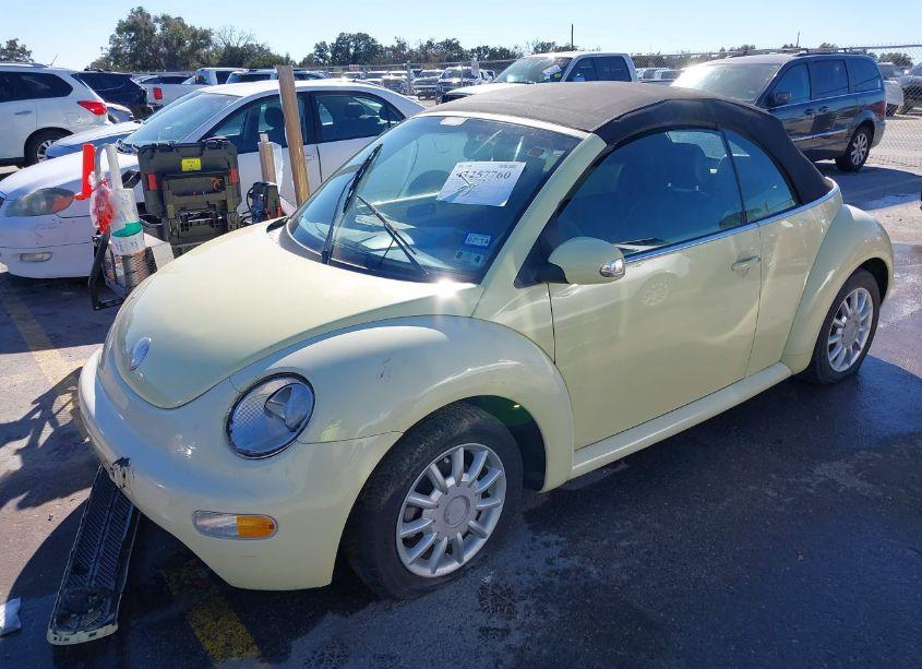 Photo 2 of 2005 Volkswagen New BEETLE GLS (VIN 3VWCM31Y35M300429)
