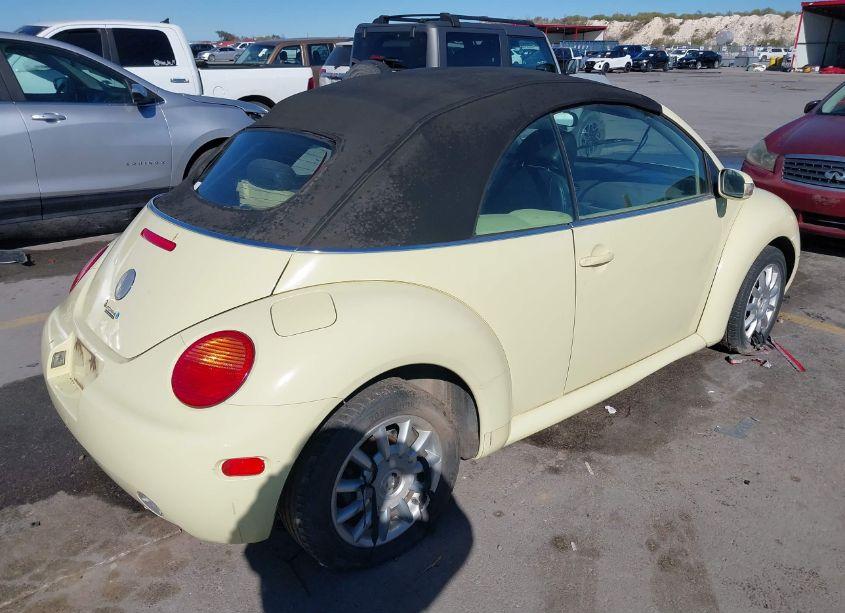 Photo 4 of 2005 Volkswagen New BEETLE GLS (VIN 3VWCM31Y35M300429)