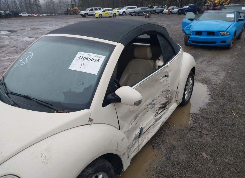 Photo 18 of 2005 Volkswagen New BEETLE GLS (VIN 3VWCM31Y45M309799)