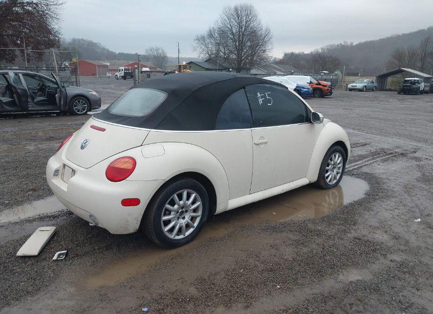 Photo 4 of 2005 Volkswagen New BEETLE GLS (VIN 3VWCM31Y45M309799)