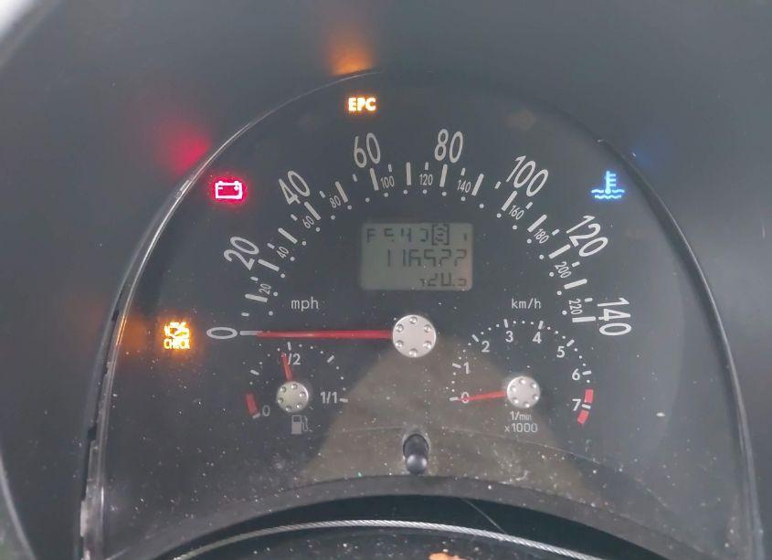 Photo 7 of 2005 Volkswagen New BEETLE GLS (VIN 3VWCM31Y45M309799)