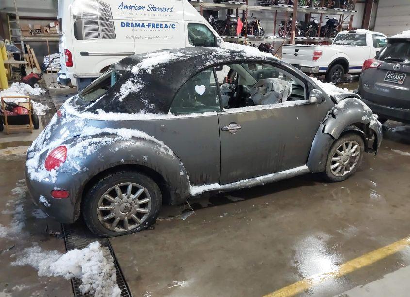 Photo 4 of 2004 Volkswagen New BEETLE GLS (VIN 3VWCM31Y64M320432)