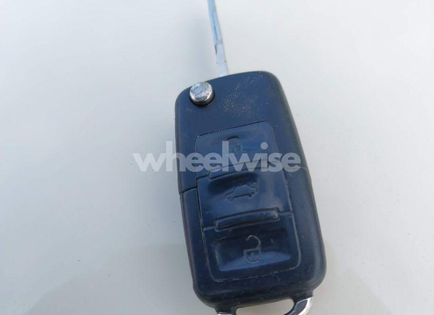 Photo 11 of 2005 Volkswagen New BEETLE GLS (VIN 3VWCM31Y95M306381)