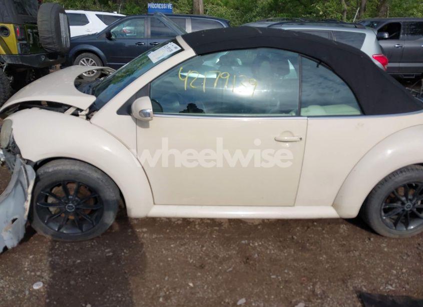 Photo 14 of 2005 Volkswagen New BEETLE GLS (VIN 3VWCM31Y95M306381)