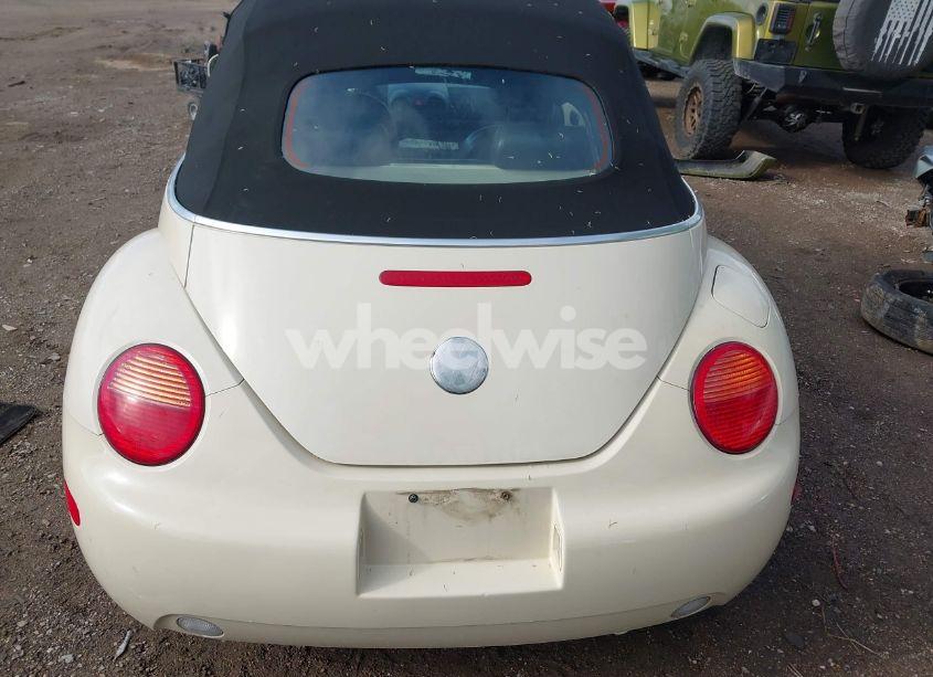 Photo 16 of 2005 Volkswagen New BEETLE GLS (VIN 3VWCM31Y95M306381)