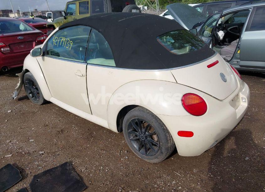 Photo 3 of 2005 Volkswagen New BEETLE GLS (VIN 3VWCM31Y95M306381)