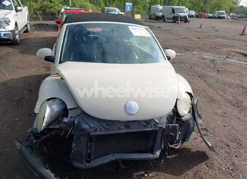 Photo 6 of 2005 Volkswagen New BEETLE GLS (VIN 3VWCM31Y95M306381)