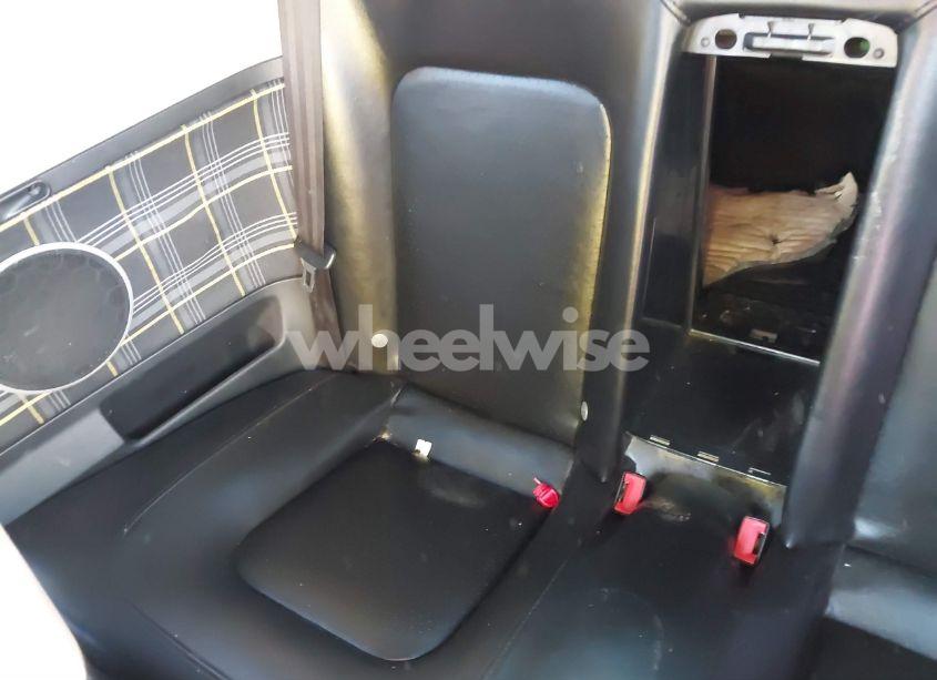 Photo 8 of 2005 Volkswagen New BEETLE GLS (VIN 3VWCM31Y95M352115)