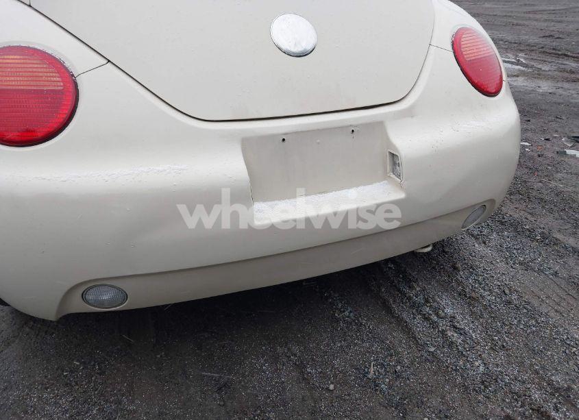 Photo 6 of 2005 Volkswagen New BEETLE GLS (VIN 3VWCM31YX5M310035)