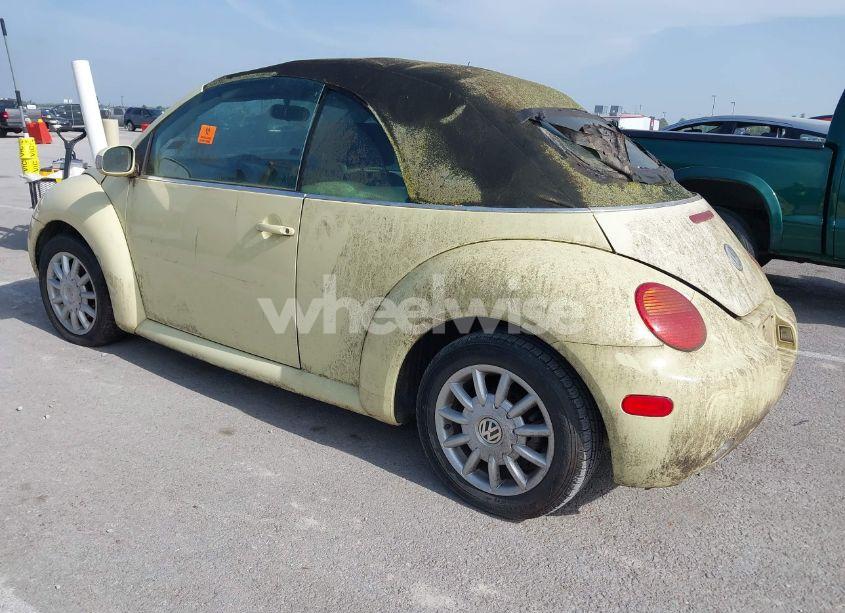 Photo 3 of 2005 Volkswagen New BEETLE GLS (VIN 3VWCM31YX5M315011)
