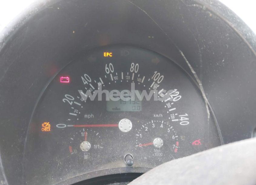 Photo 7 of 2005 Volkswagen New BEETLE GLS (VIN 3VWCM31YX5M315011)