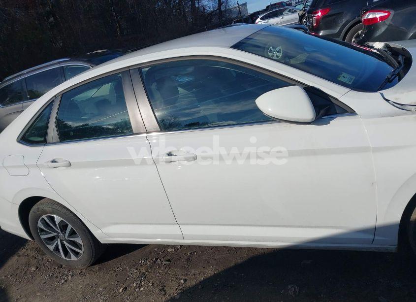 Photo 13 of 2022 Volkswagen Jetta 1.5T S (VIN 3VWCM7BU0NM006246)
