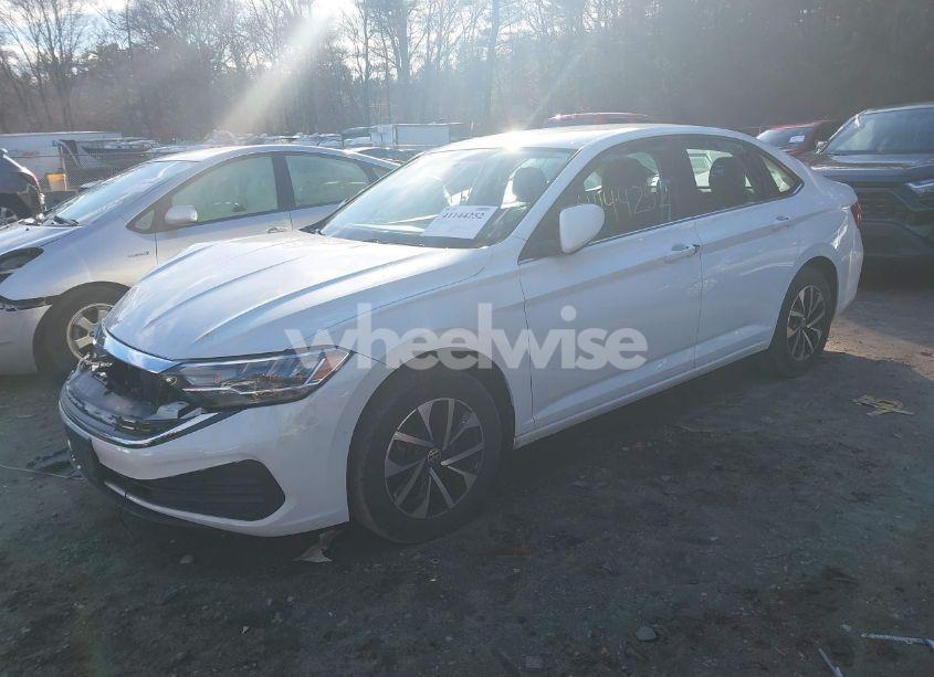 Photo 2 of 2022 Volkswagen Jetta 1.5T S (VIN 3VWCM7BU0NM006246)