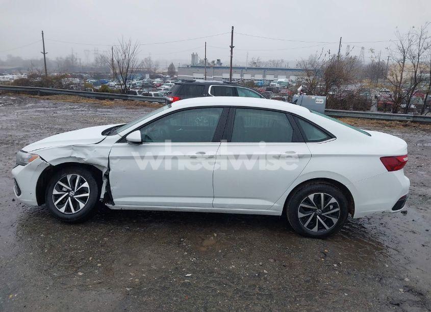 Photo 14 of 2022 Volkswagen Jetta 1.5T S (VIN 3VWCM7BU1NM026456)