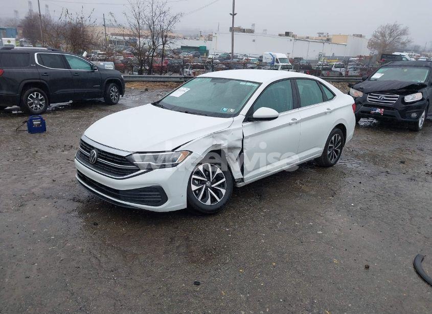 Photo 2 of 2022 Volkswagen Jetta 1.5T S (VIN 3VWCM7BU1NM026456)