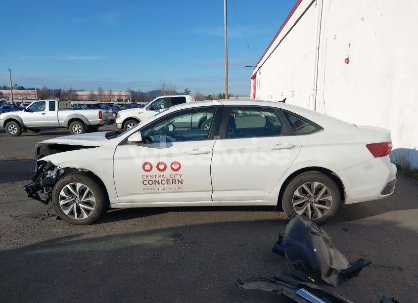 Photo 15 of 2022 Volkswagen Jetta 1.5T S (VIN 3VWCM7BU2NM026692)