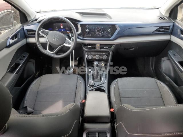 Photo 6 of 2022 VOLKSWAGEN TAOS SE IQ DRIVE (VIN 3VWCM7BU2PM022855)