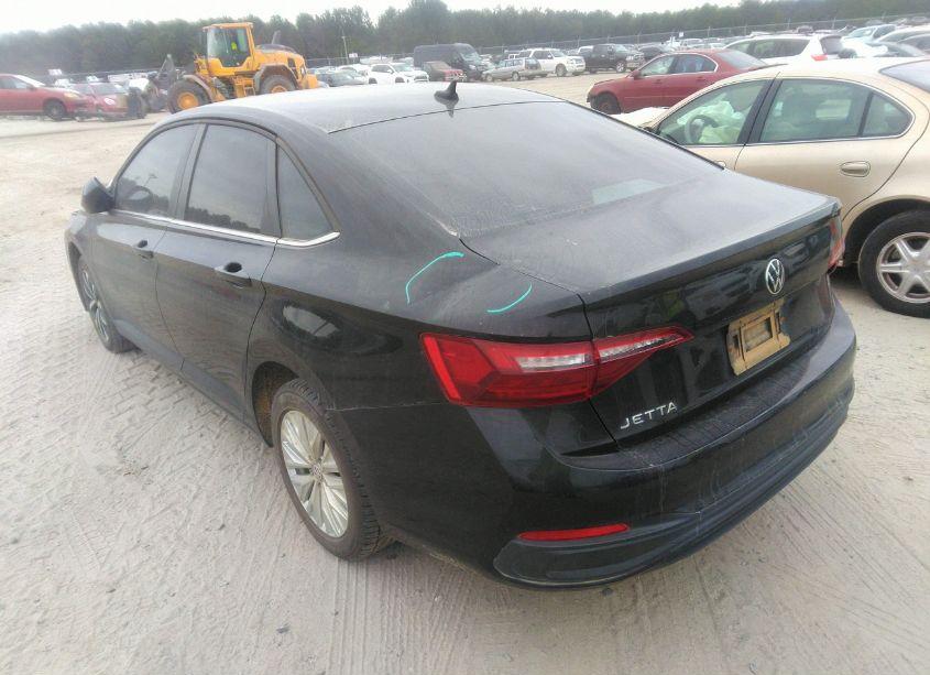 Photo 3 of 2022 Volkswagen Jetta 1.5T S (VIN 3VWCM7BU3NM019203)