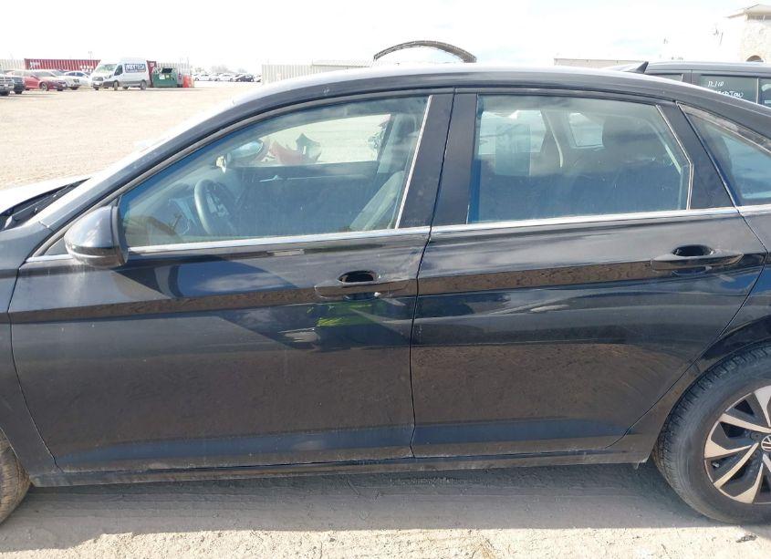 Photo 14 of 2022 Volkswagen Jetta 1.5T S (VIN 3VWCM7BU7NM002744)