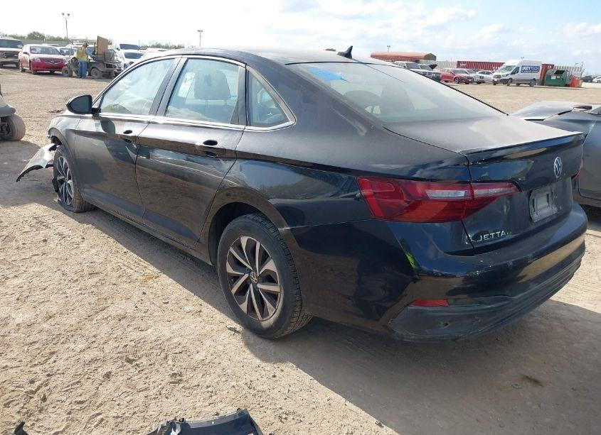 Photo 3 of 2022 Volkswagen Jetta 1.5T S (VIN 3VWCM7BU7NM002744)