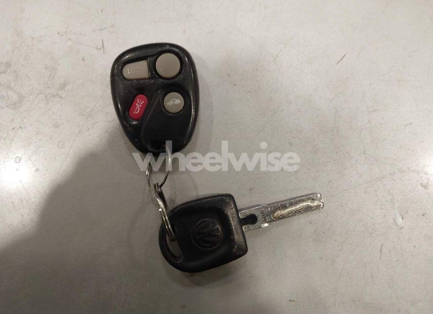 Photo 11 of 2001 Volkswagen New BEETLE GLS TDI (VIN 3VWCP21C01M423993)